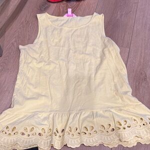 LILLY PULITZER Yellow Eyelet
Lace Hem Tank Top